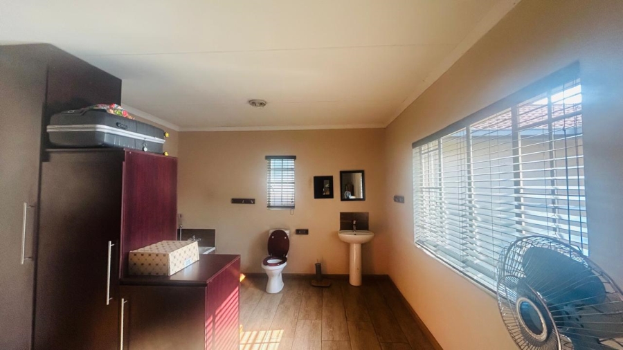 3 Bedroom Property for Sale in Vaalpark Free State